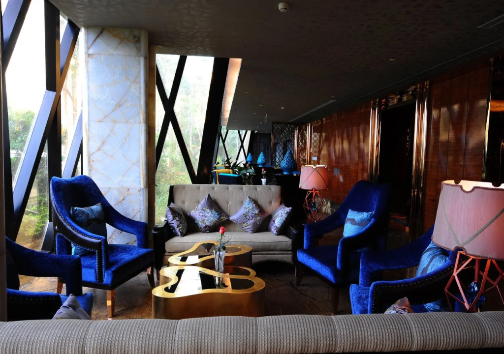 Sanya Beauty Crown Hotel