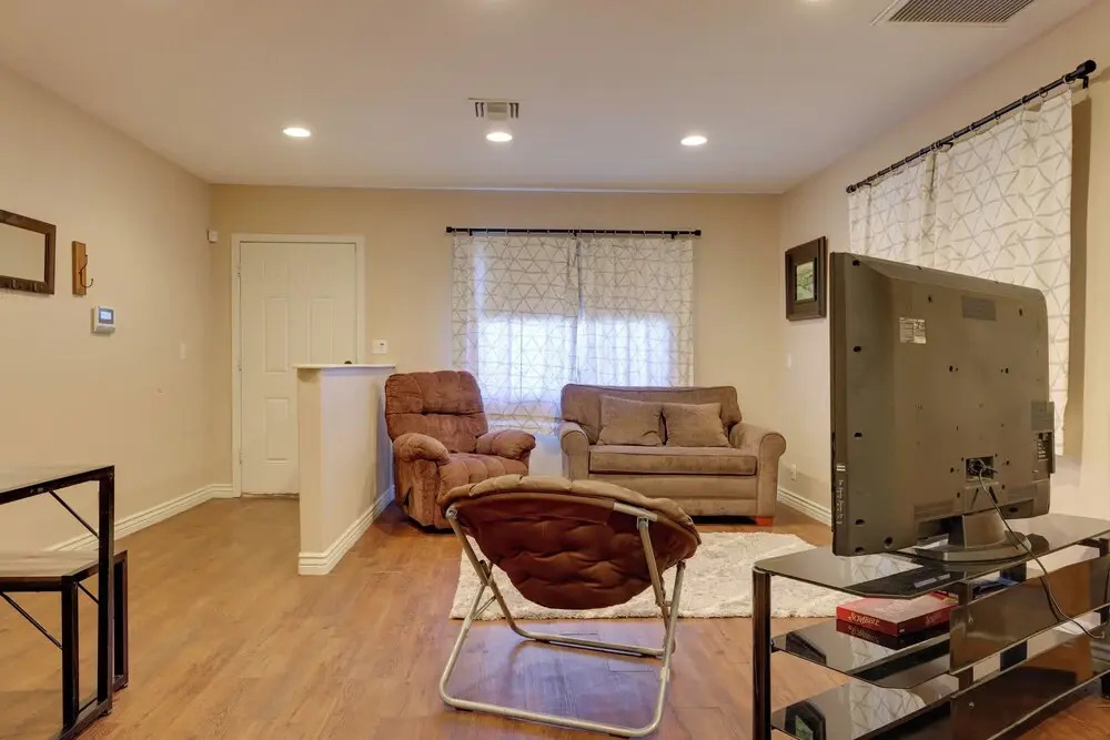 2 Mi to Rotary Park! Pet-friendly Home w/ Fire Pit