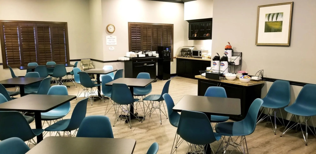 Comfort Inn & Suites Tempe Phoenix Sky Harbor Airport