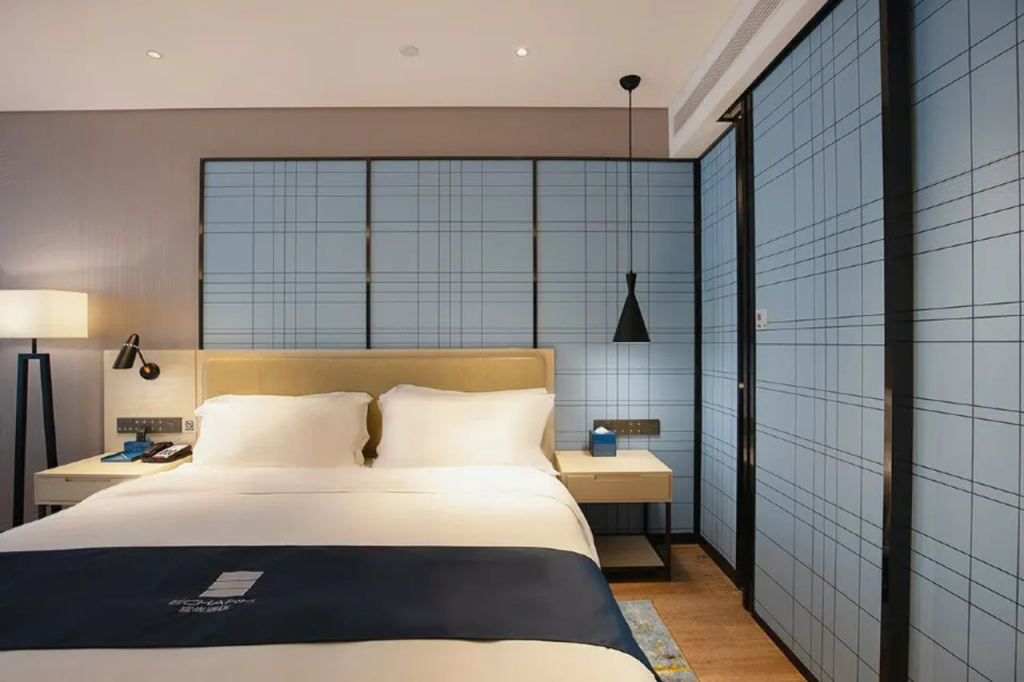 Echarm Hotel (Jinzhai Wuxing Street Guihua Park Store)