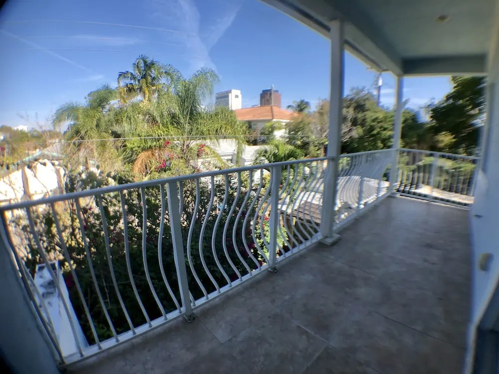 4BR House 219 by Ideal Experience VR