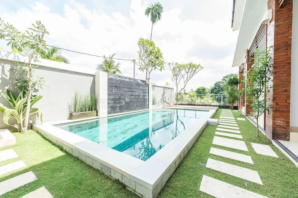 Airy Seminyak Kerobokan Raya Gang Tujuh Bali