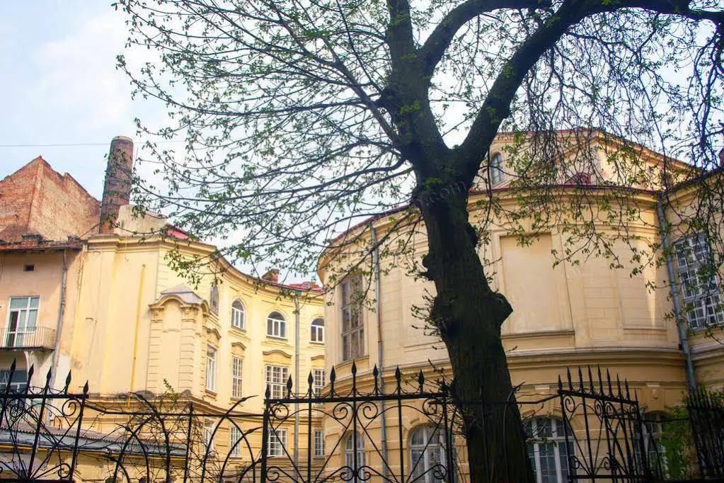 Aparthome Opera Theatre