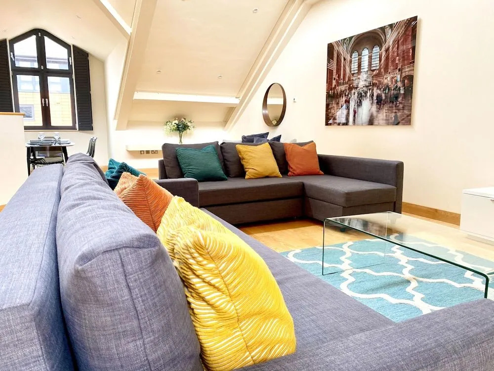 Oxford Penthouse Suite