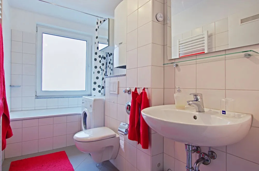 Private Apartment Grahnstraße