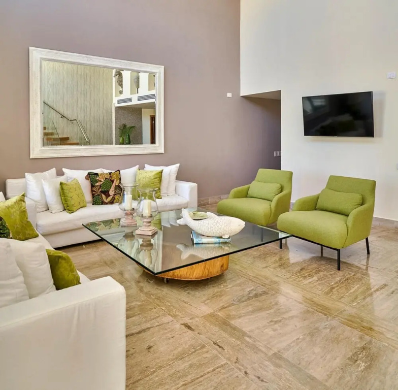 Luxury Beach Penthouse w Private Deck Ocean Views C-401