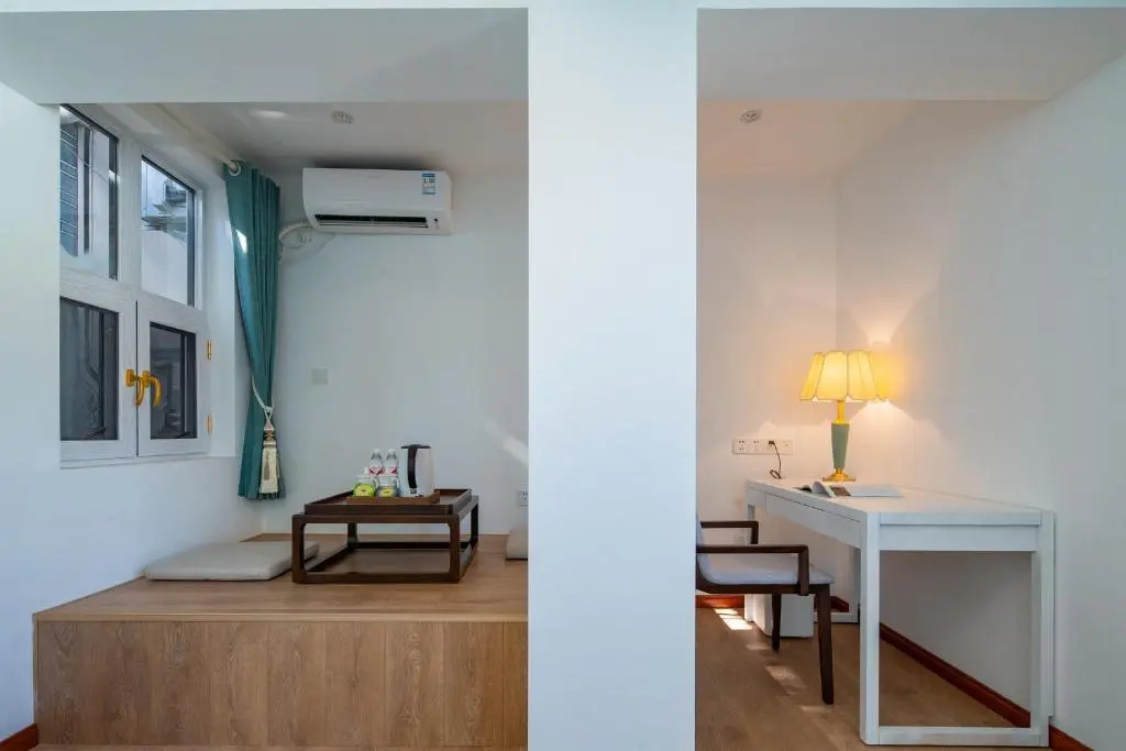 Dali T Hotel