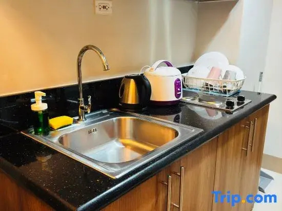 Shore 3 Residences Staycation