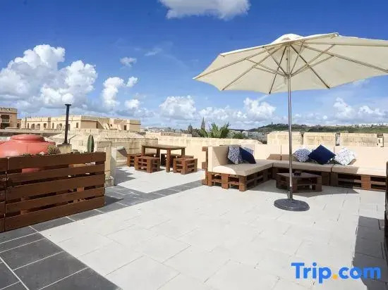 GetawayNpetto - 2 bedrooms (sleeps 4 +2 kids) Fort Chambray Ghajnsielem village