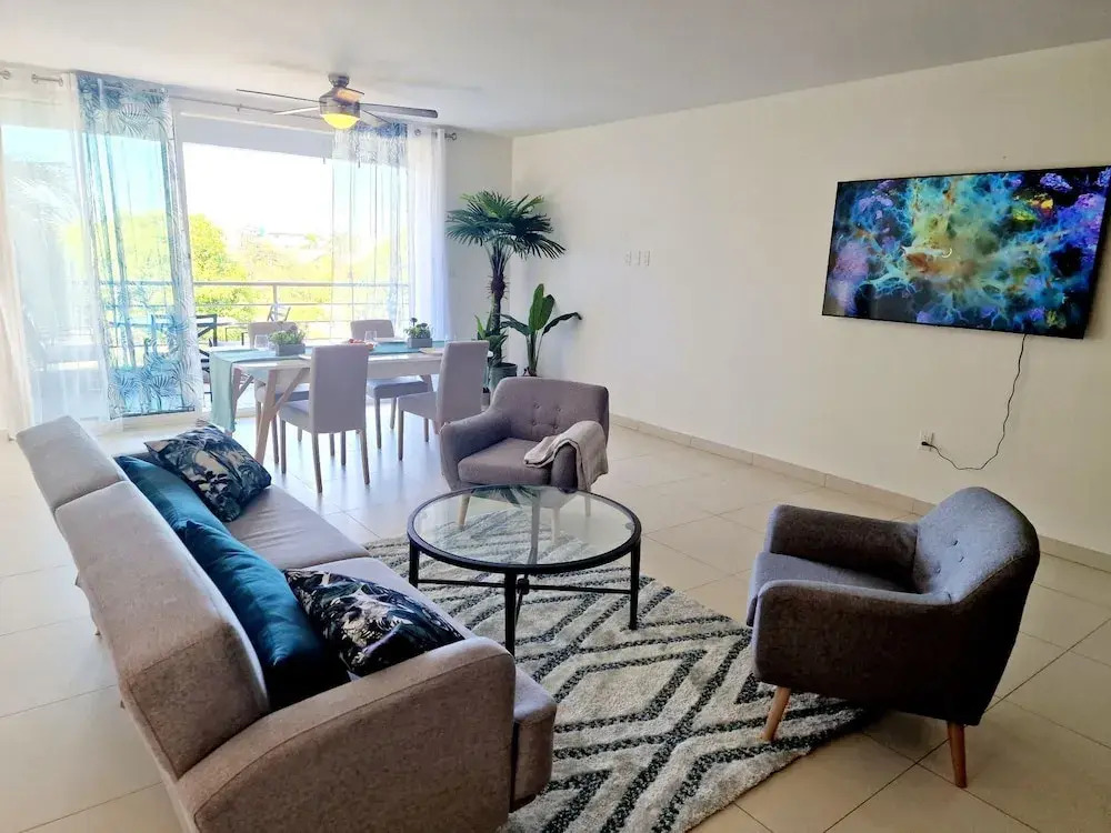 OASIS Apartments Simpson Bay
