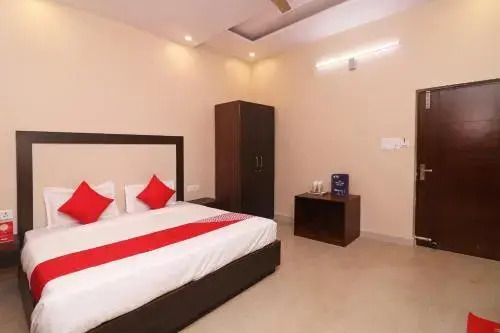 Shubham Farms by OYO Rooms