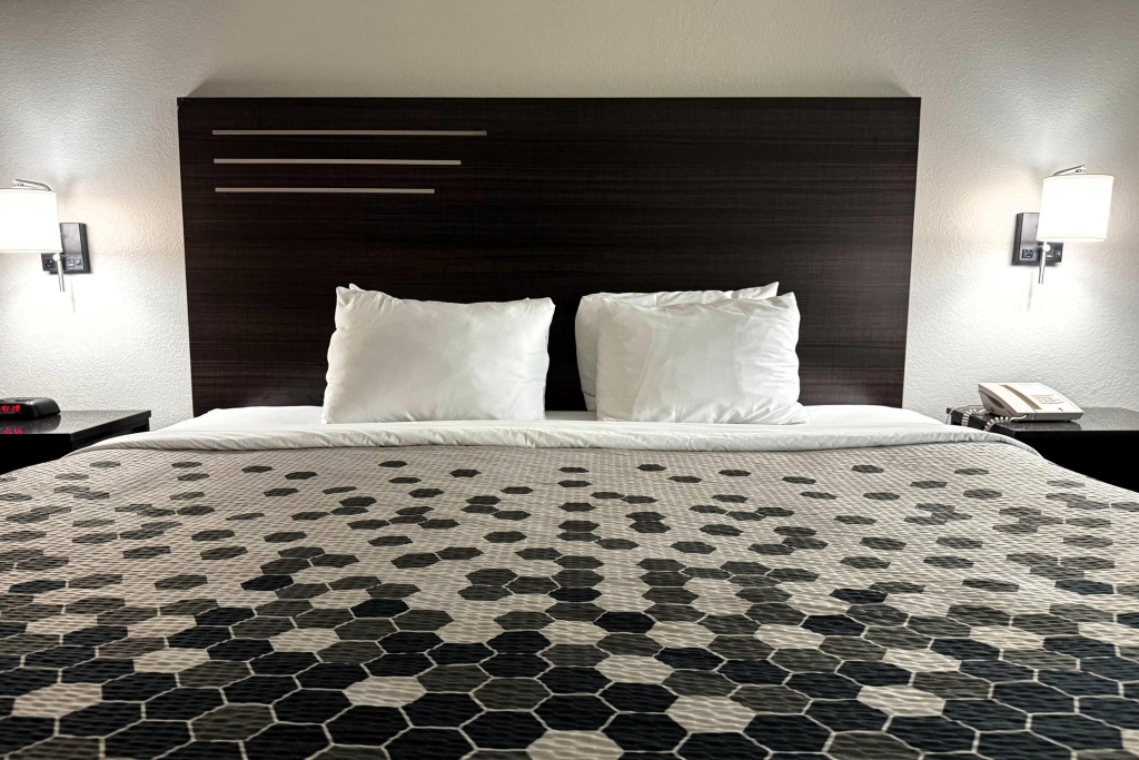 Super Inn and Suites Philadelphia