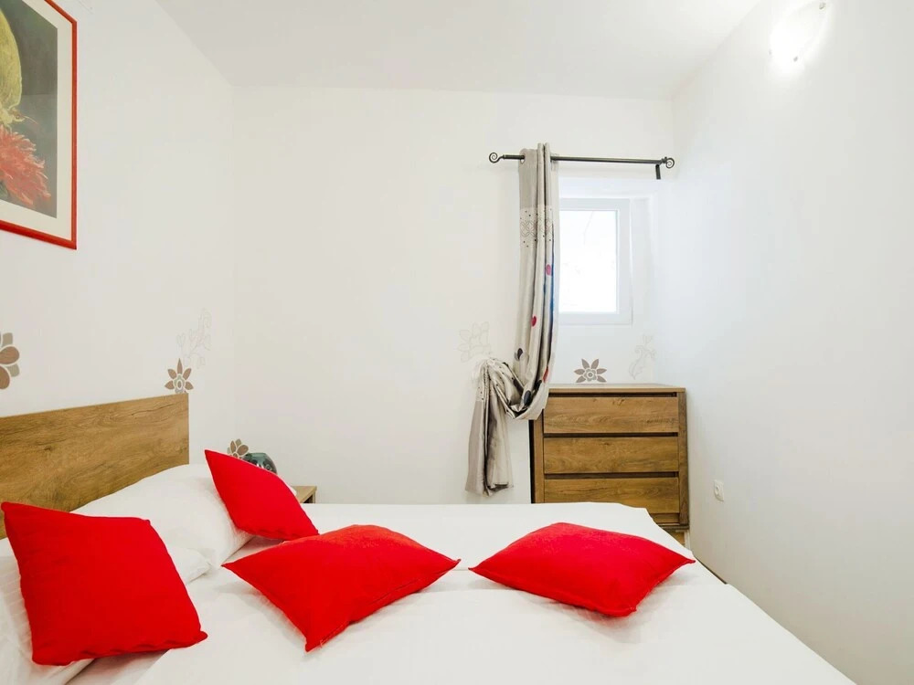 Boutique Apartment in Sveti Filip i Jakov near Sea