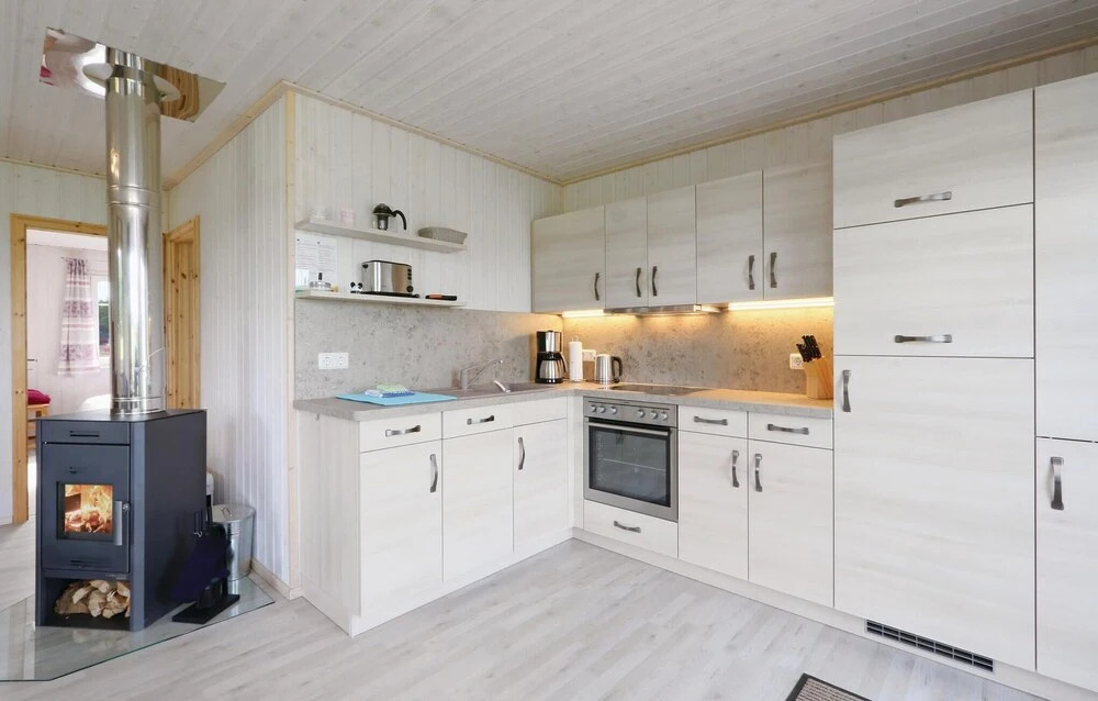 Stunning Home In Zerpenschleuse