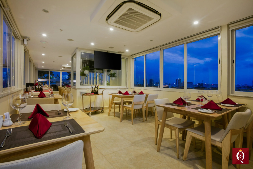 Hanoi Splendid Premium Hotel