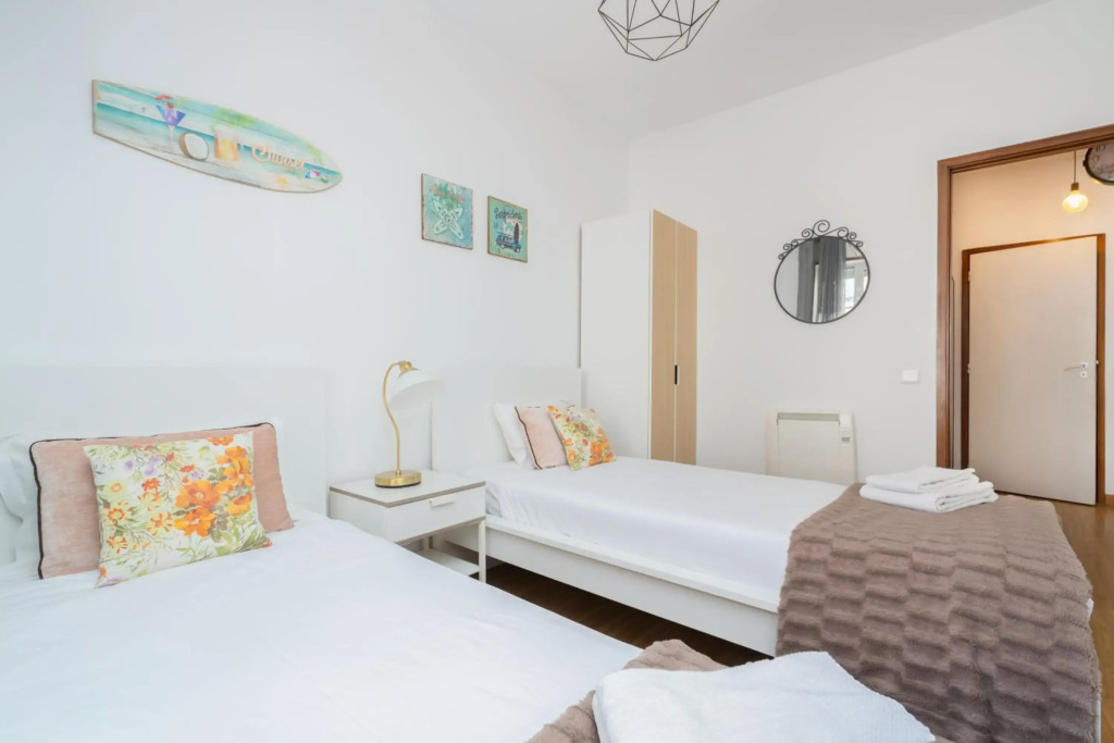 ESM Rental - Boavista Yellow 4BDR