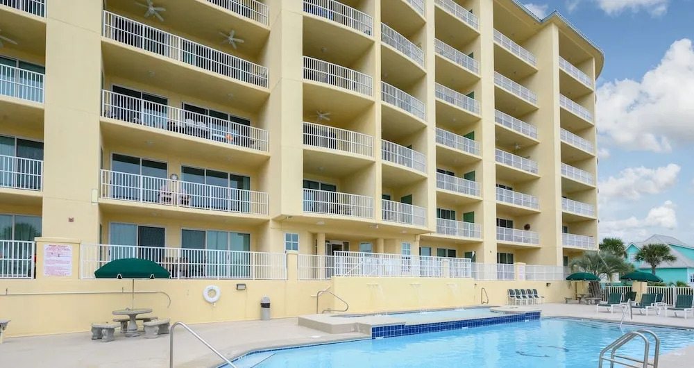 Indies 608 Condo