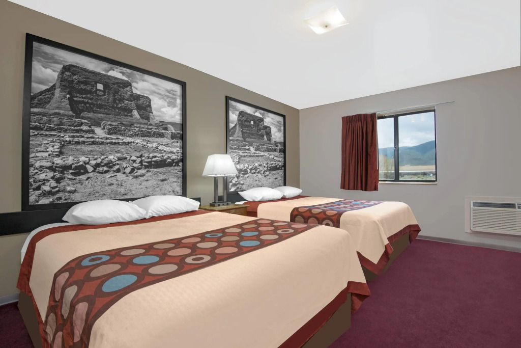 Super 8 by Wyndham Taos
