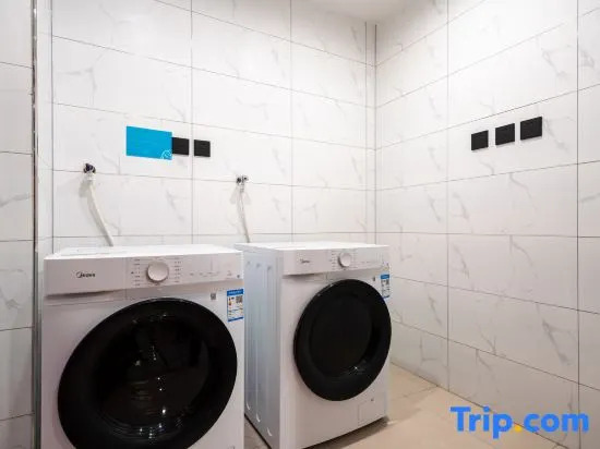 VX Hotel (Beijing Daxing District Wufutang Subway Station Zhongke E-commerce Valley)