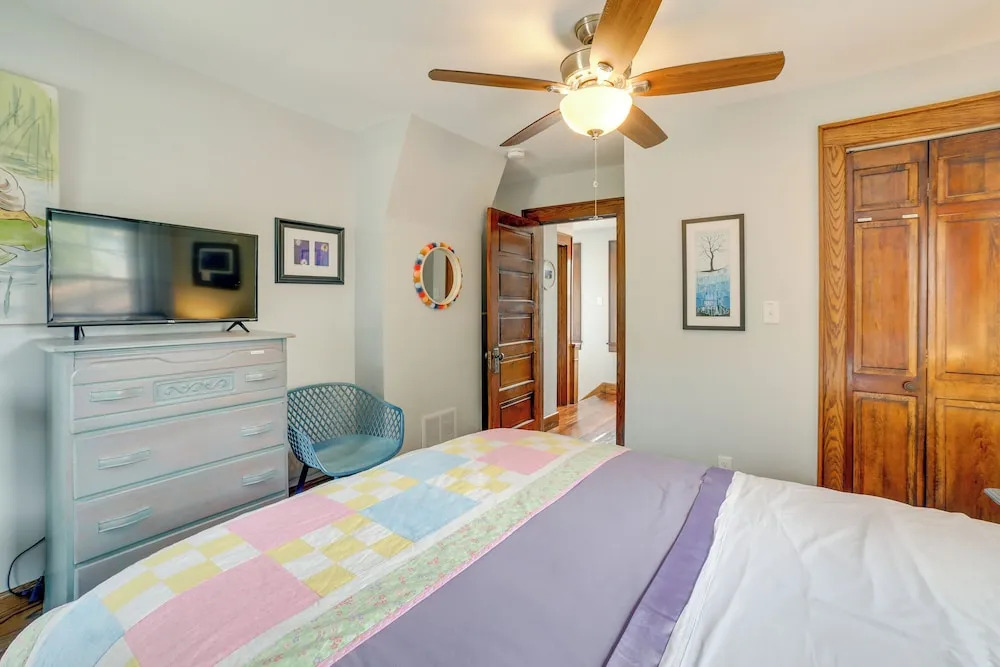 Pet-friendly Murph Landing - 1 Mile to Wvu!