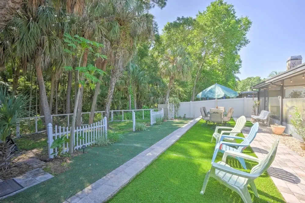 Tampa Home w/ Private Backyard ~ 15 Mi to Downtown