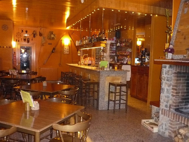 Apartaments La Neu-Mountain Lodges & Restaurant