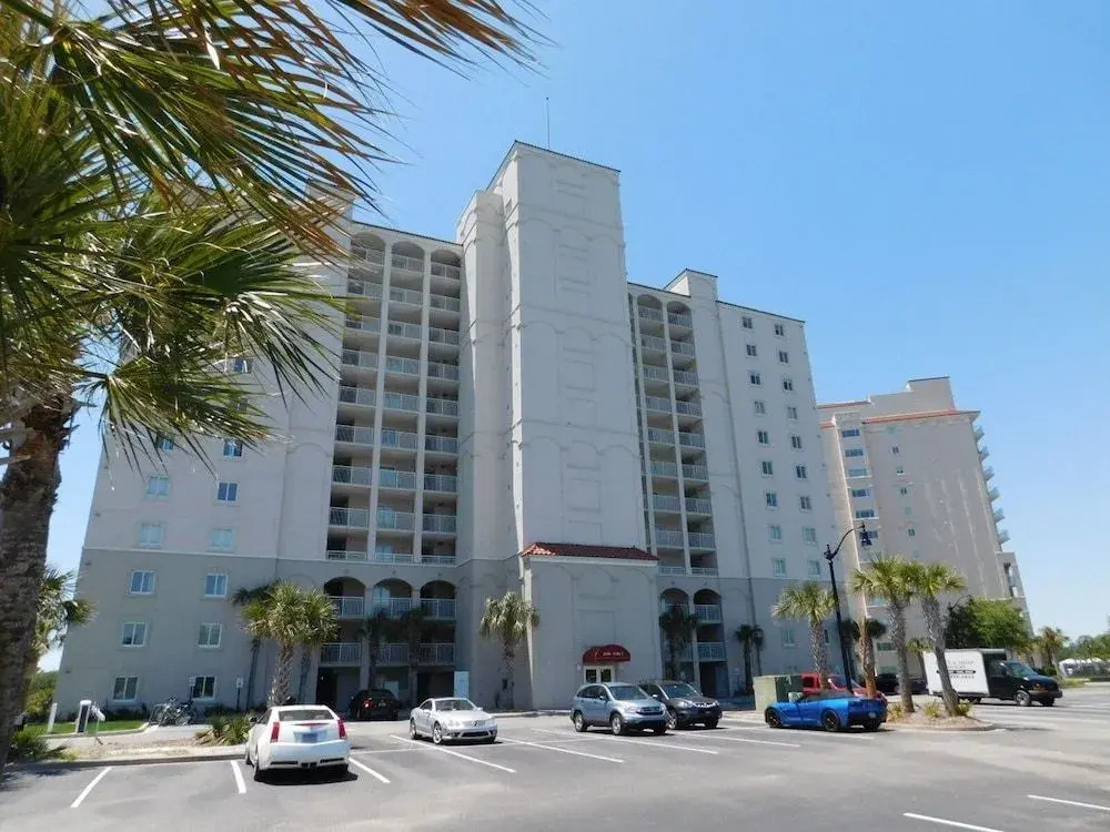 Yacht Clubs #1-503 - 3 Br Condo