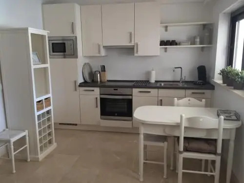 Casa Holandaluzas Marbella near Beach, with salt water Pool and private parking