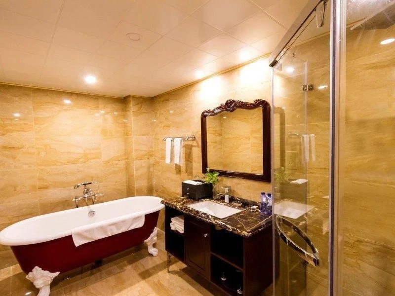 Zhonghui Hotel