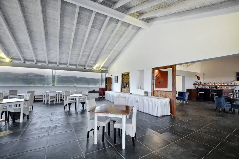 Likithos Hotel