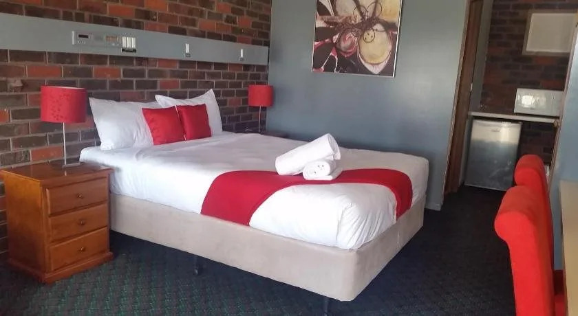 Sanz Motel Wentworth