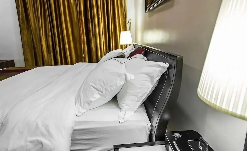 Royality Hill Apartment and Suites