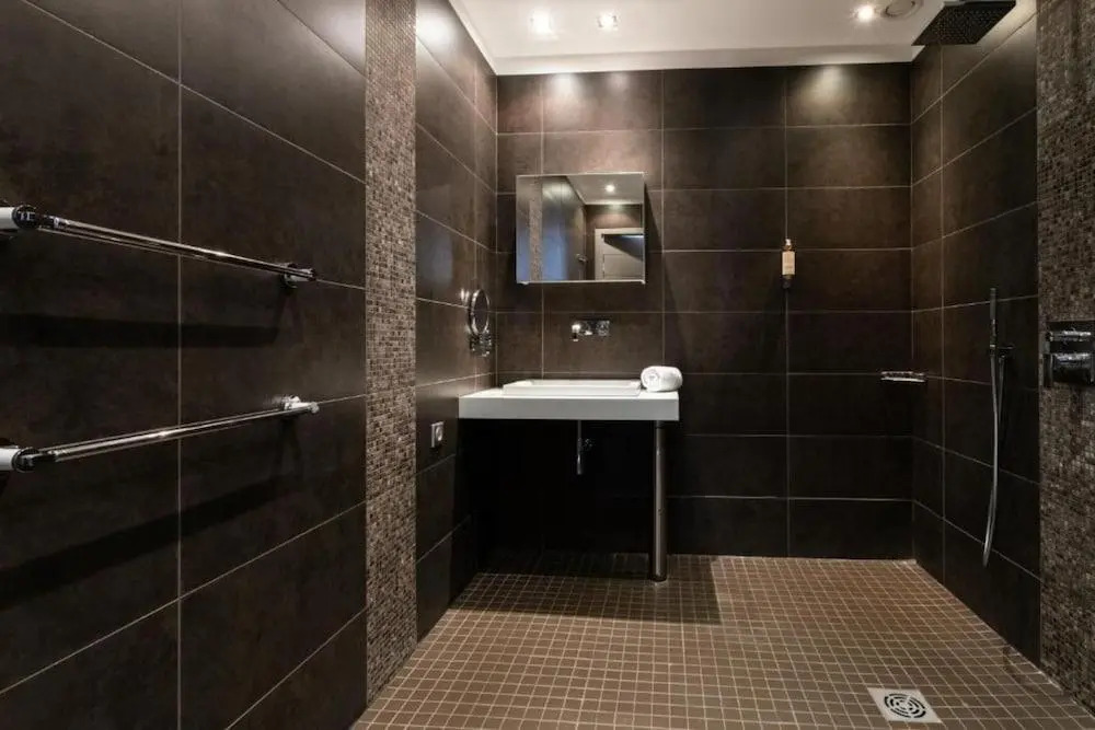 Roc Hotel