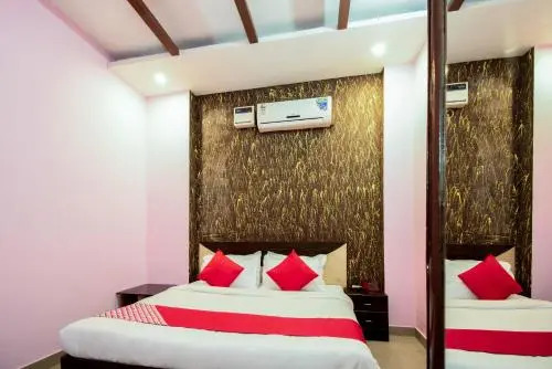 OYO 29558 Hotel Dzire