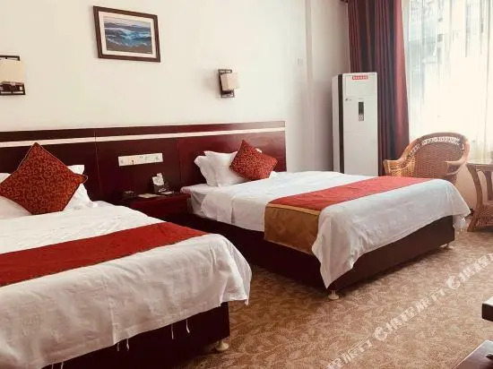 Wuhua Holiday Hotel