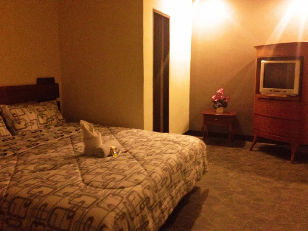 St. Louie Terraces Lodging House
