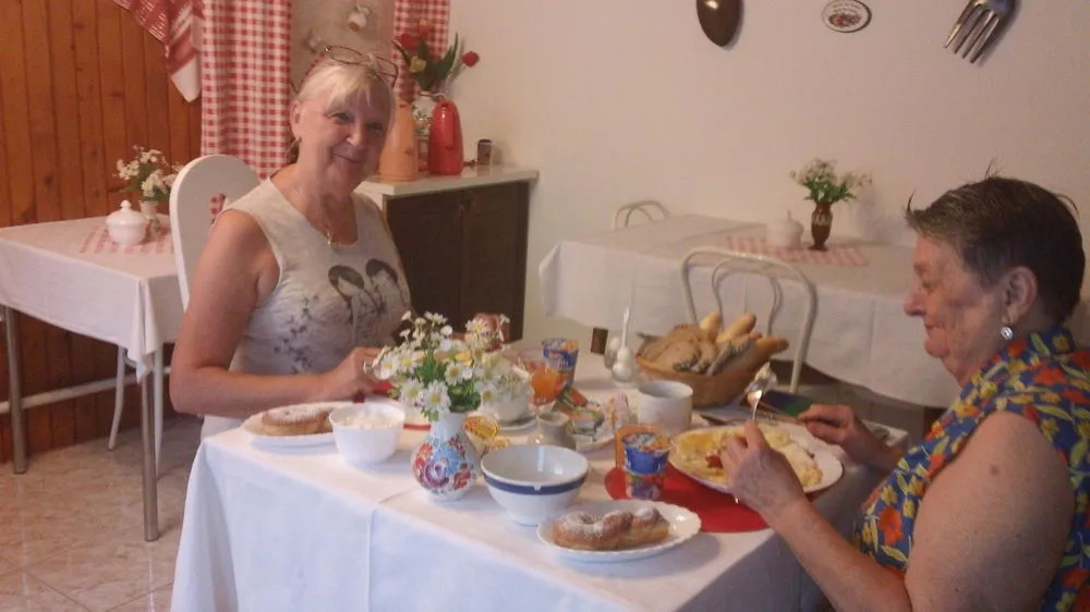 AA Pension Hoffmann Prague