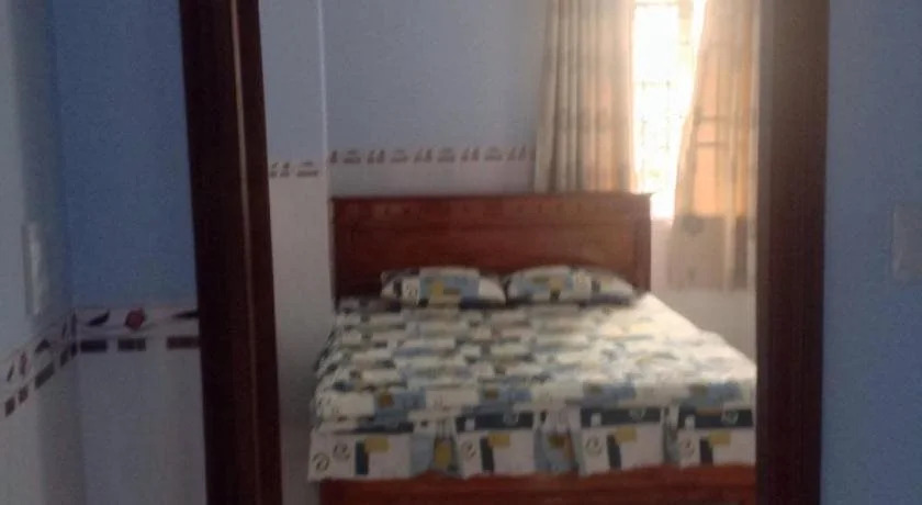 Van Thanh Motel