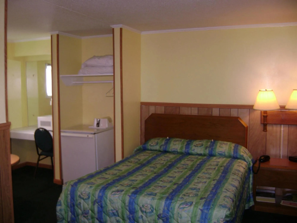 Sea Hawk Motel