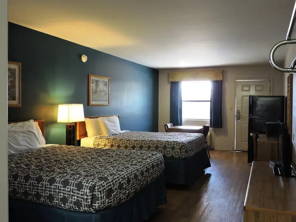Riata Inn - Rankin