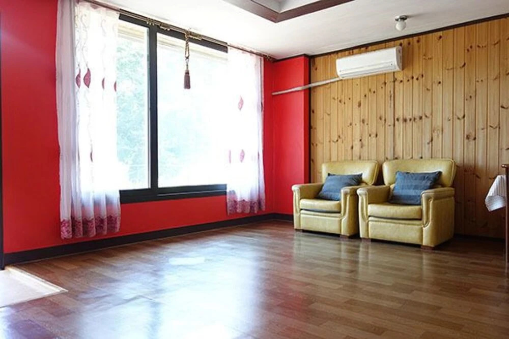 Nami Island Starry Glow Pension