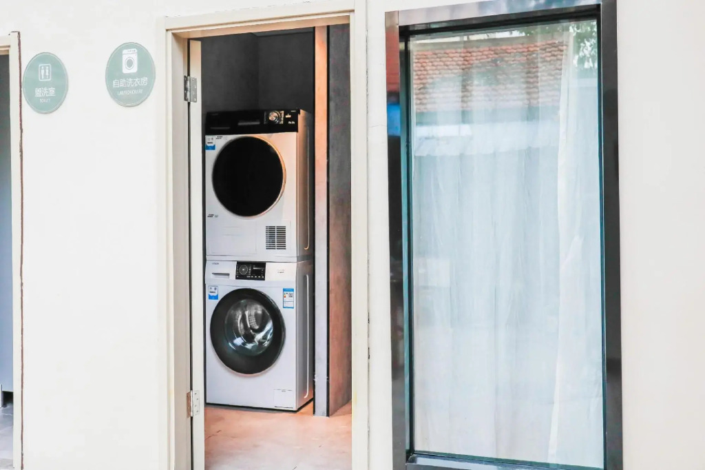Home Inn NEO (Xiaolingwei Subway Station, Nanjing Zhongshanling Scenic Area)