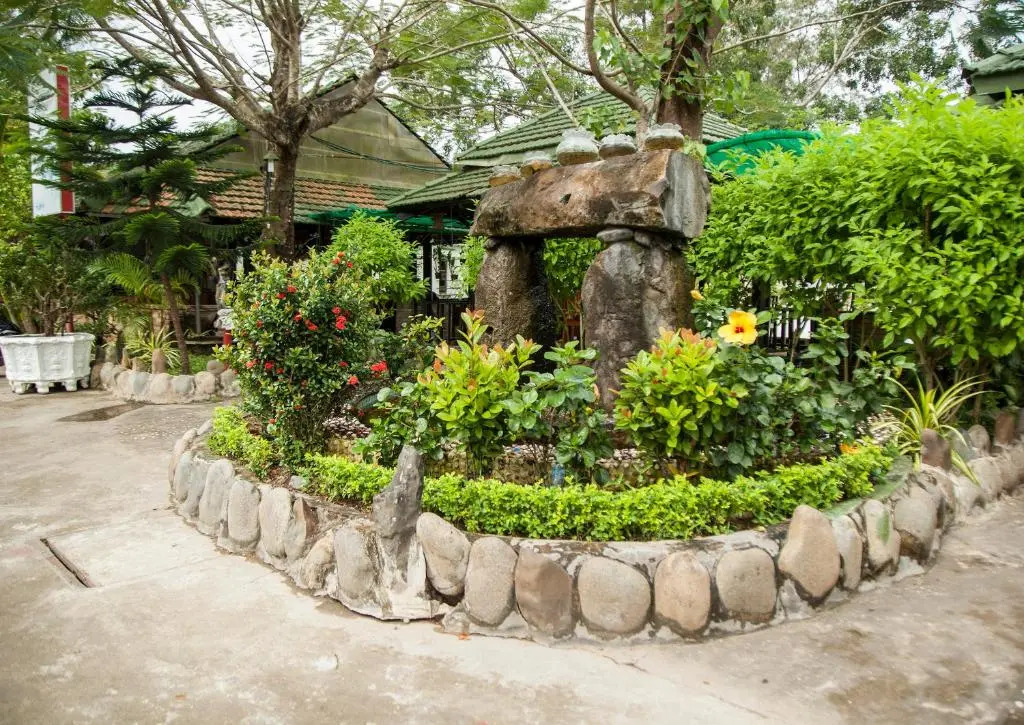 Satraco Royal Hotel