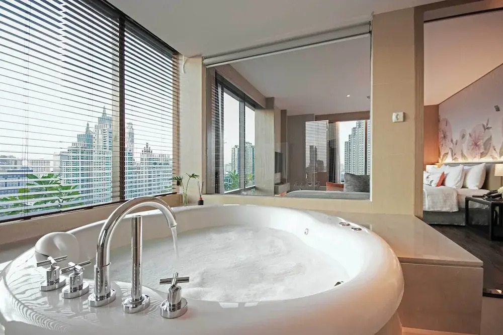 Holiday Mansion Bangkok
