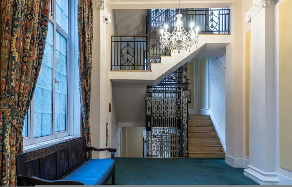 Chestnut Blossom 1 Bedroom in Kensington