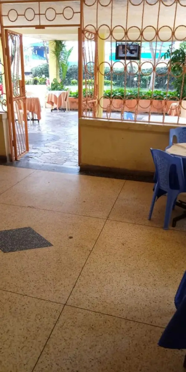 Chariot County Hotel