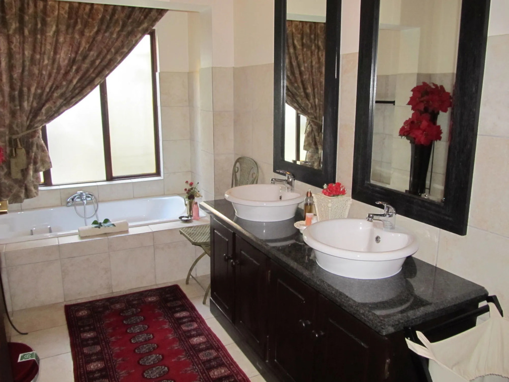 Villa Lugano Guesthouse