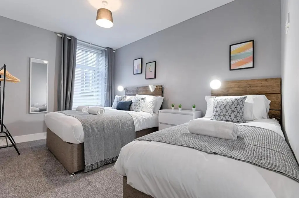 Murray Nest #2 - TV in Every Bedroom!