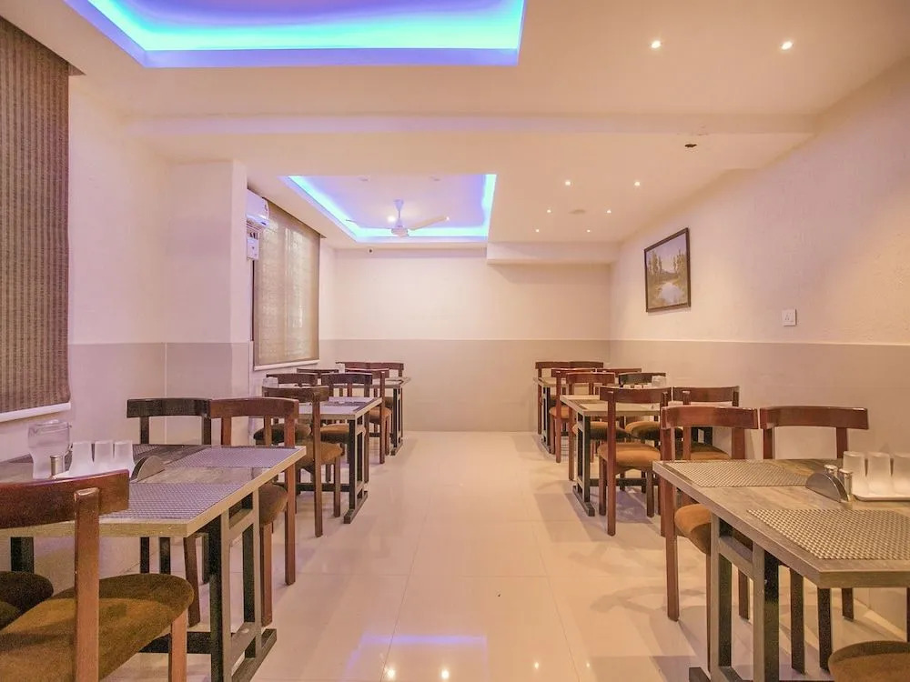 OYO 9017 Pride Homes
