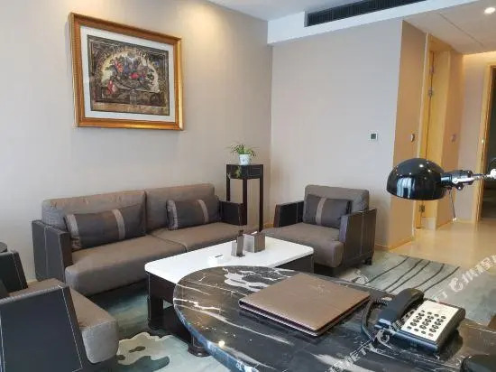 Jiasheng Jinling Hotel